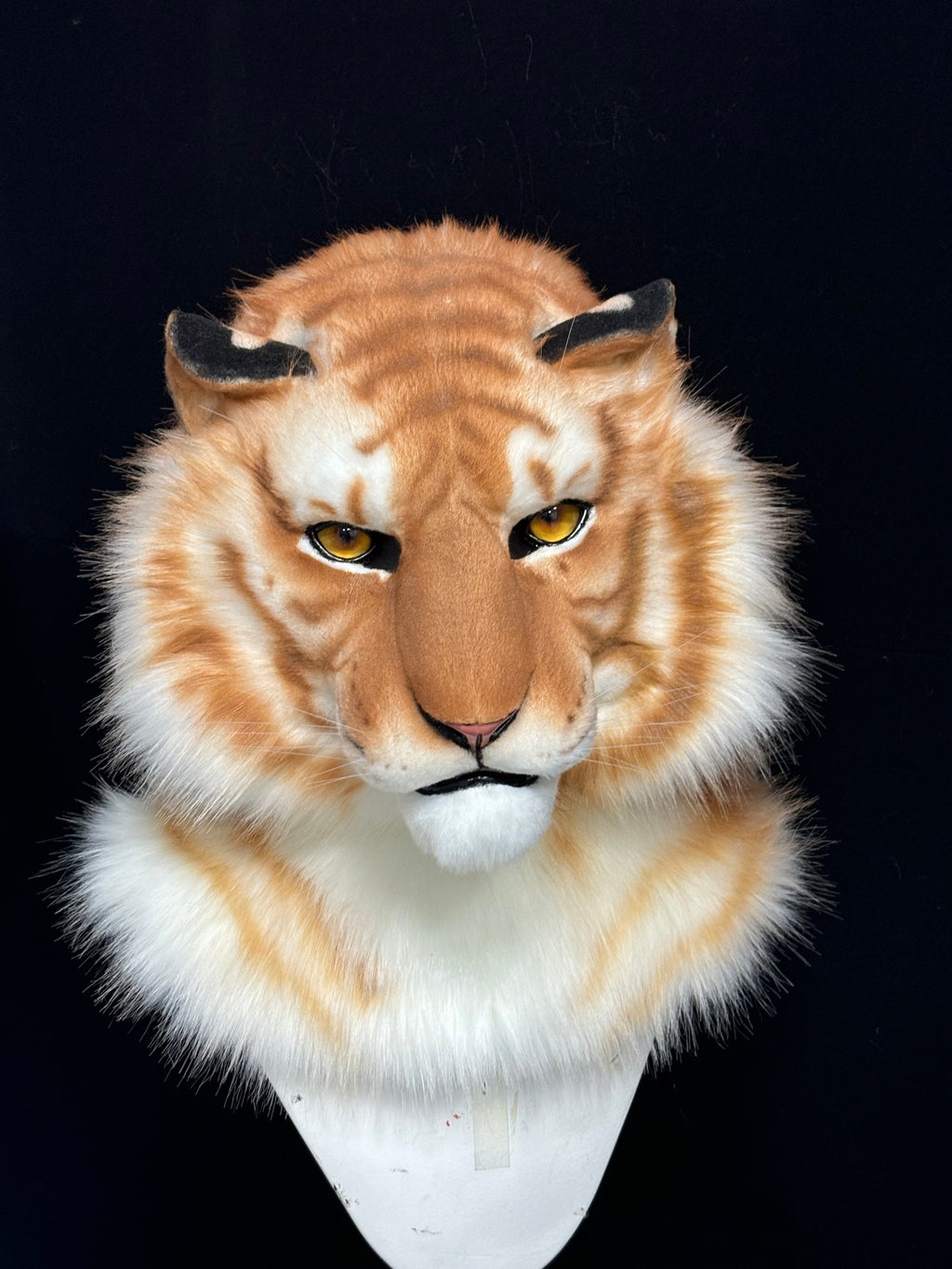 [Commission] Gold Tiger Realistic Fursuit Head