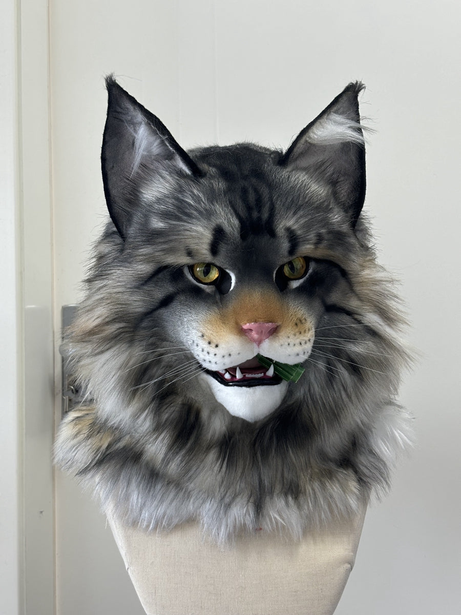 [Premade] Maine Coon Cat Realistic Fursuit Head Movable Jaw
